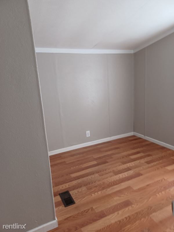 Primary Photo - 3 br, 2 bath Mobile Home - 725 N Magnolia