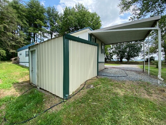 Building Photo - Mobile Home