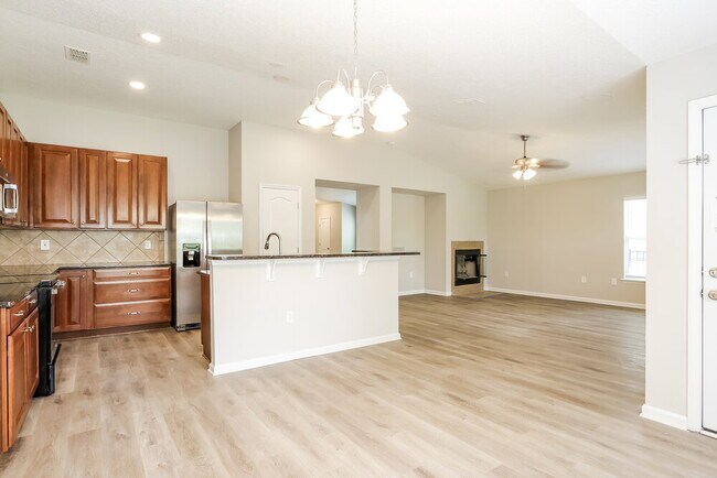 Foto del edificio - 3858 Marsh Bluff Dr