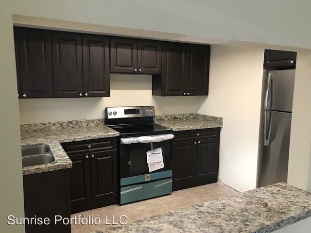 Building Photo - 2 br, 1 bath Apartment - 5971 NW 16th Pl