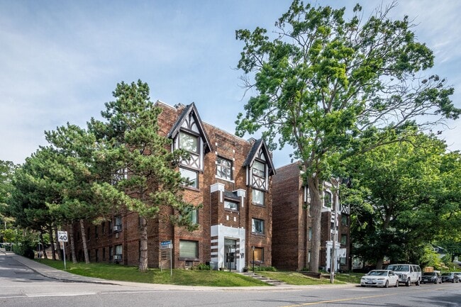 Building Photo - 3008-3010 Queen St E.