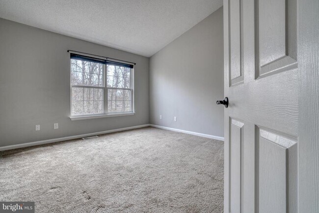 Foto del edificio - 1453 Golden Rod Ct