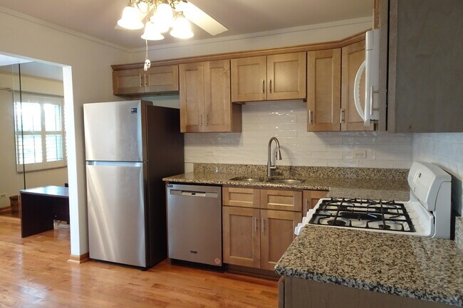 Foto del edificio - 945 Fieldstone Ct