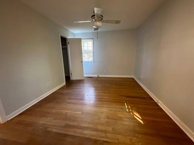 Foto del edificio - 720 Dandridge Dr
