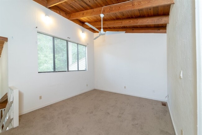 Building Photo - 1353 Rumba Ln