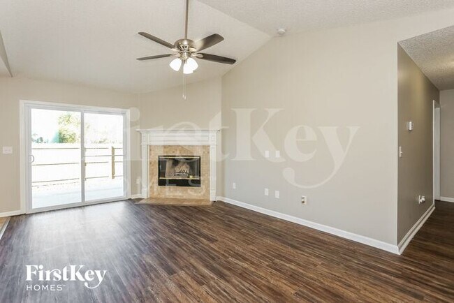 Foto del edificio - 11307 Monument Landing Blvd