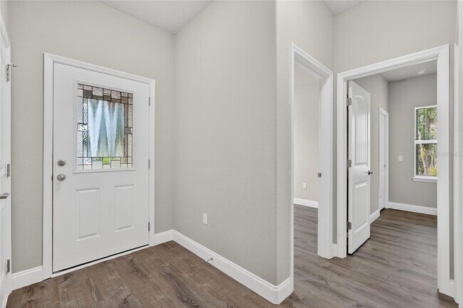 Foto del edificio - 44 Regency Dr