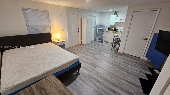 Foto del edificio - 4201 SW 32nd Dr