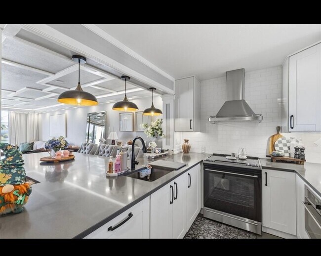 Foto del edificio - 7465 Bay Island Dr S