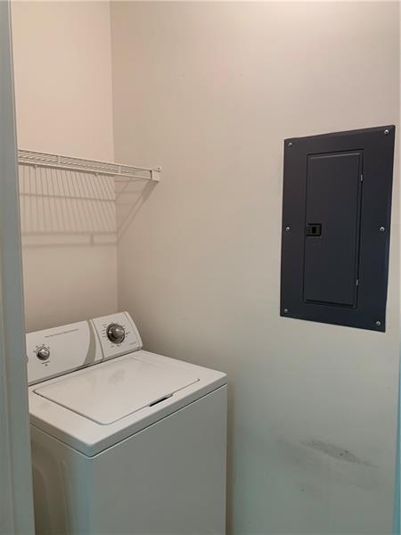 Foto del edificio - 1306 Vinings Forest Ln