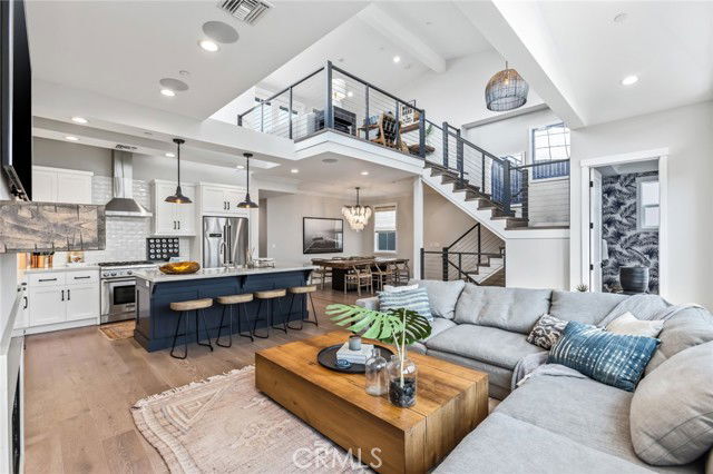 Foto del edificio - 204 S Helberta Ave