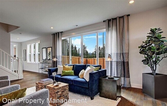 Foto del edificio - 4 br, 3 bath House - 33154 Holly Avenue So...