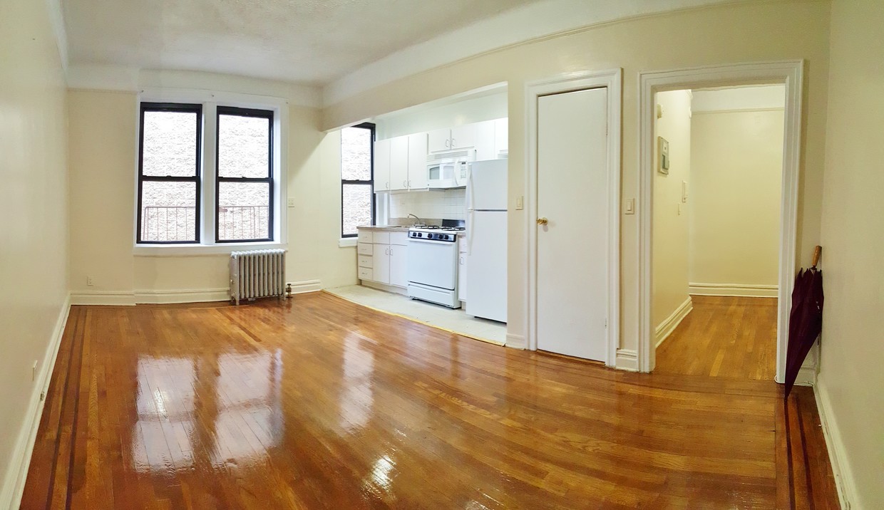 Primary Photo - 140-30 Sanford Ave