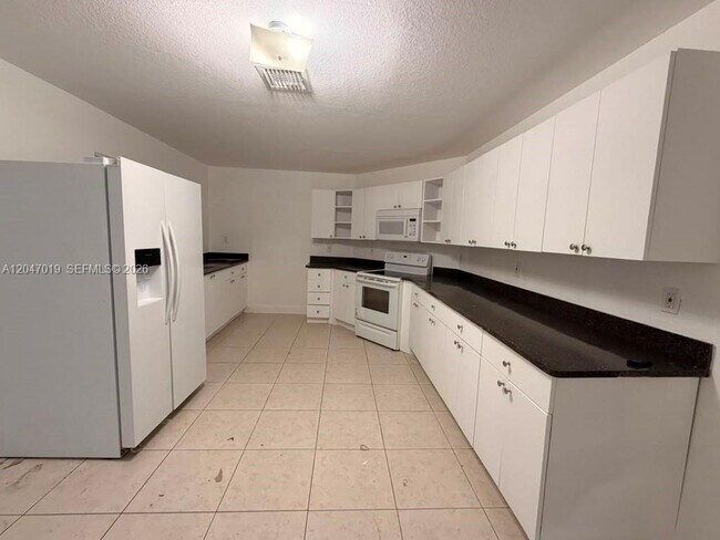 Foto del edificio - 1451 Egret Rd