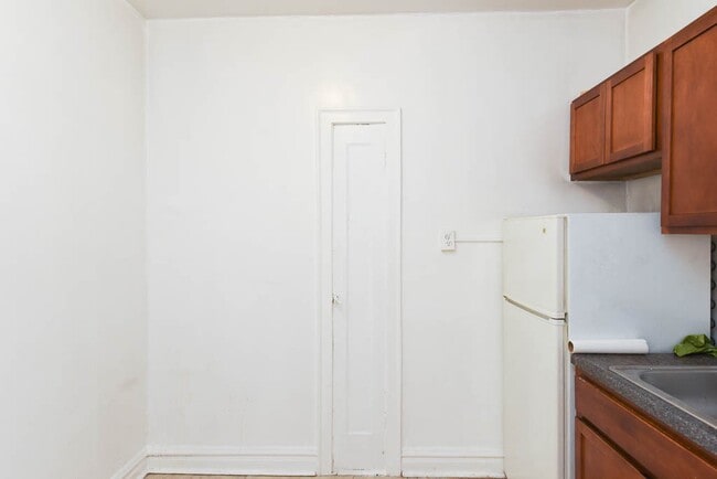 Foto del edificio - 4838 N Damen Ave