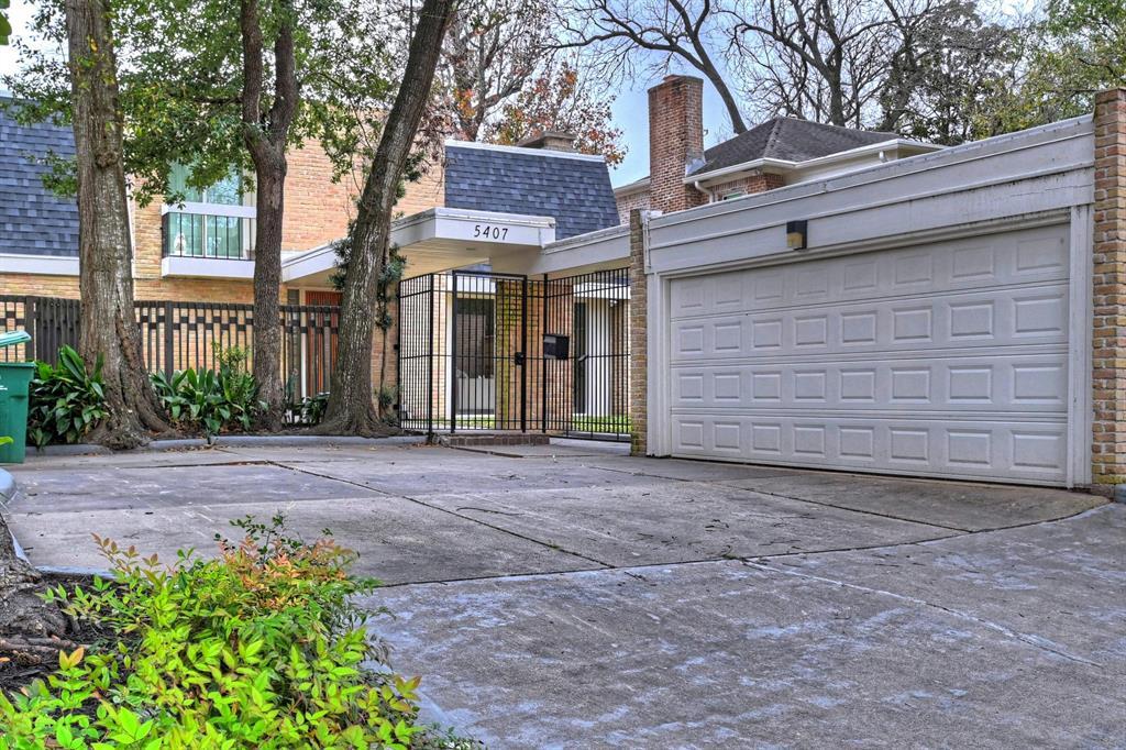 Primary Photo - 5407 John Dreaper Dr