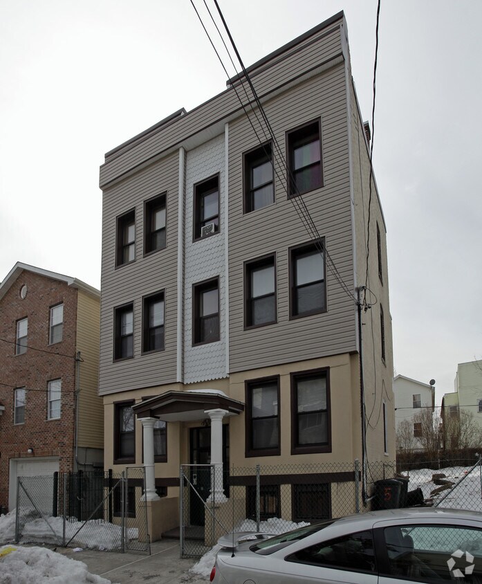 Foto del edificio - 191 Myrtle Ave