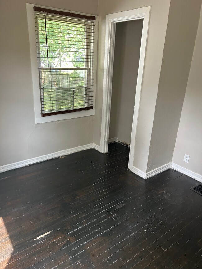 Foto del edificio - 2319 Sheridan St