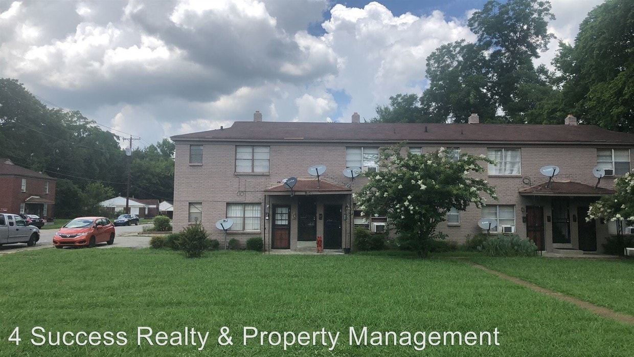 Primary Photo - 1370 Vollintine Ave