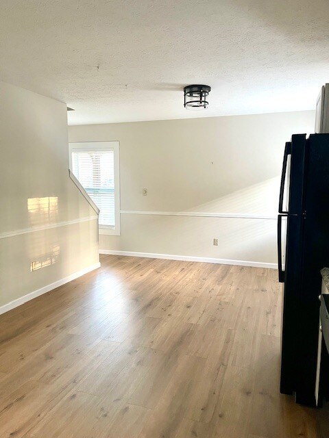 Cocina - 6030 Applecrest Ct