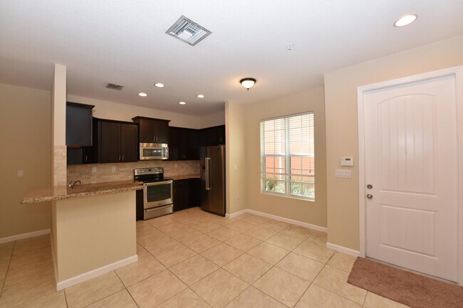Foto del edificio - 709 SW 2nd Terrace