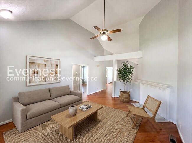Foto del edificio - 1540 Stone Hill Rd
