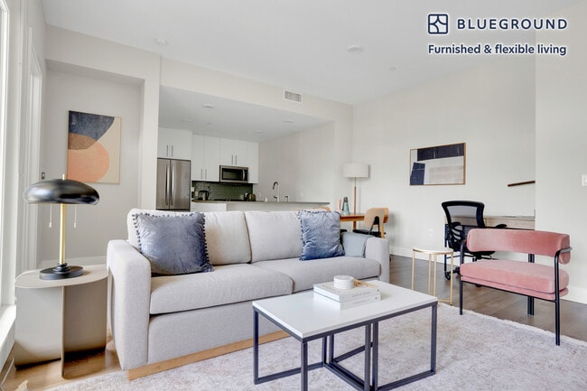 Building Photo - 261 El Camino Real