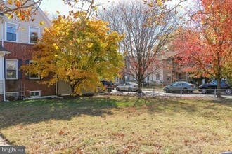 Building Photo - 2002 Trenton Ave