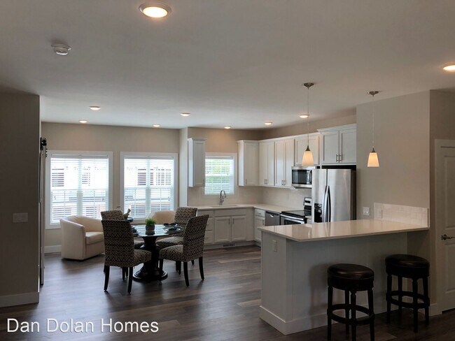 Foto del edificio - 3 br, 2.5 bath House - 3613 Tanglewood Rd