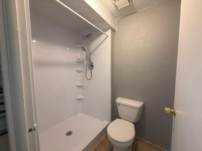 Building Photo - 1507 S 25th Ave