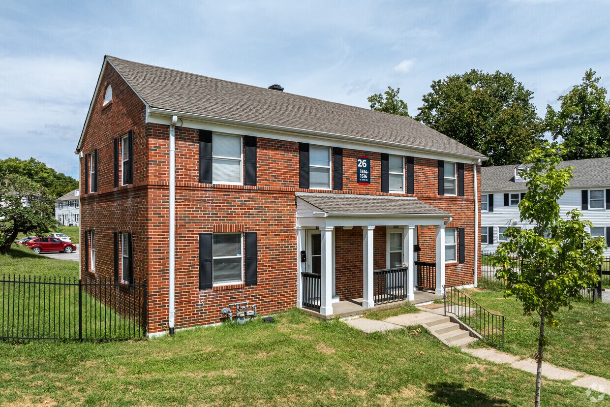 Foto del edificio - Brush Creek Towers