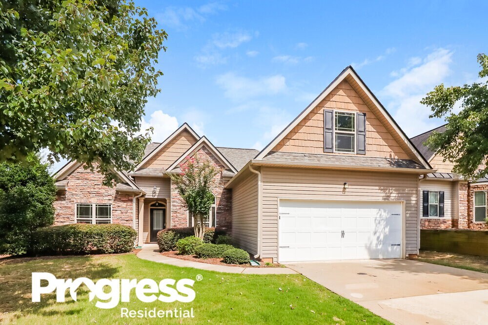 322 Stillwood Dr, Newnan, GA 30265 House for Rent in Newnan, GA