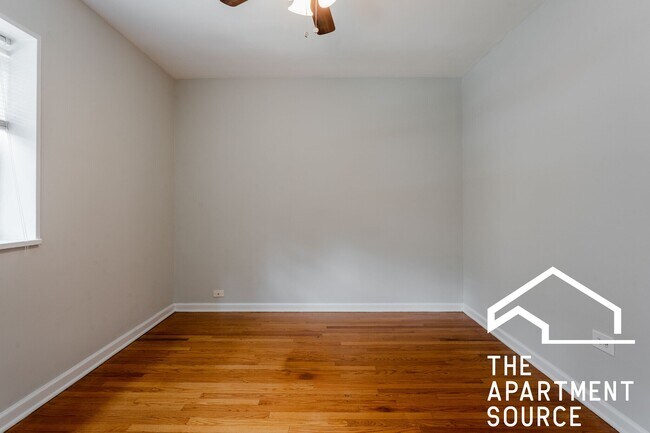 Foto del edificio - 6535 N Mozart St
