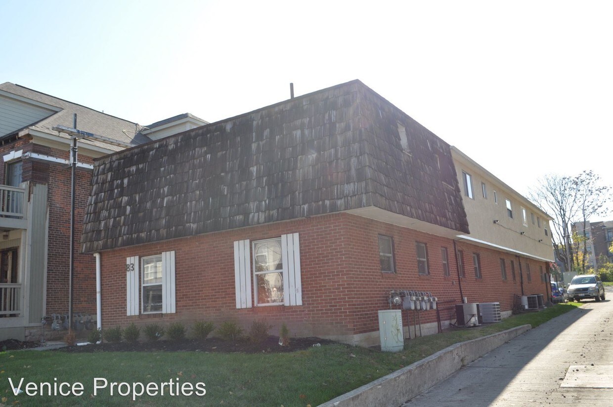 Primary Photo - 83 E 11th Ave