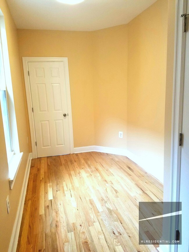 Foto del edificio - 4132 52nd St