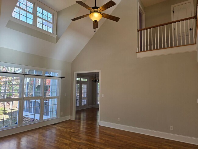 Foto del edificio - 3653 Pleasants Ridge Dr