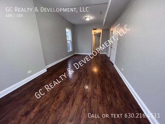 Building Photo - ***FRESH PAINT / 4 BDRM / UPDATED / APPLIA...