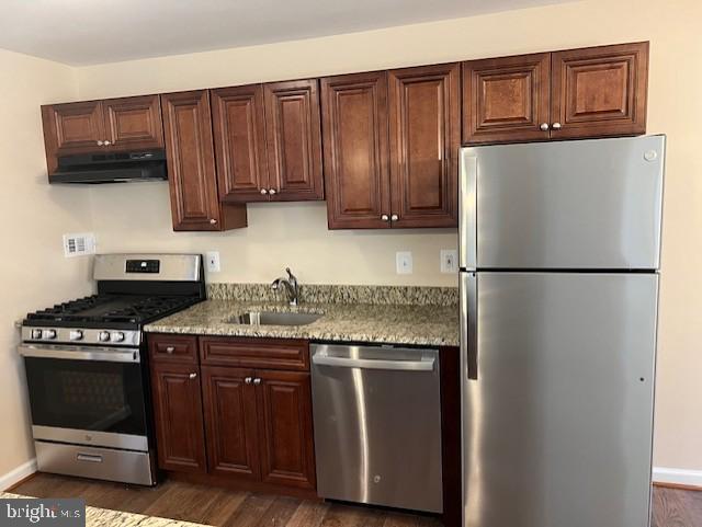 Foto principal - 7107 Donnell Pl