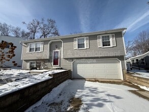 Building Photo - 1621 Warbler Dr