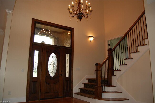 Building Photo - 2 Trebbiano Dr