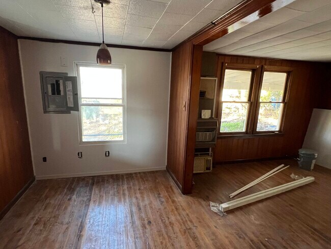 Building Photo - 2430 US Highway 301 N