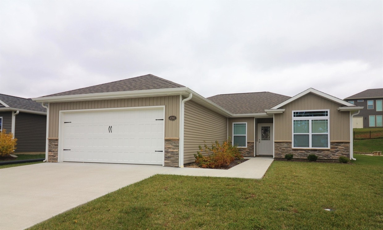 Foto principal - 4280 W Nursery Ct