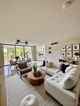 Building Photo - 3960 Oaks Clubhouse Dr