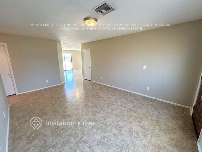 Building Photo - 6850 W Sierra St