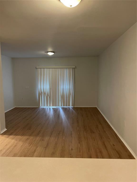 Foto del edificio - 6994 Woodlake Dr