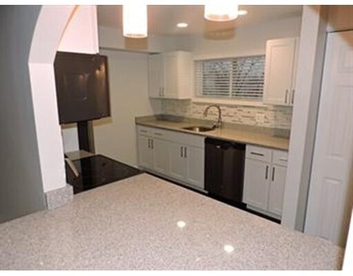 Primary Photo - 1 Katahdin Dr