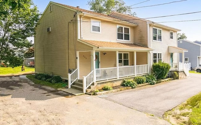 Building Photo - 609 Child St