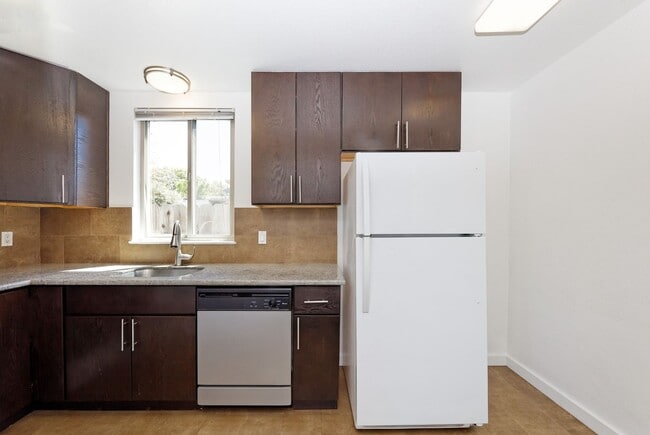 Foto del edificio - 2231 Ward St