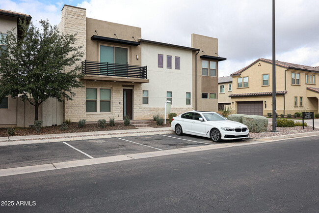 Building Photo - 1830 S Follett Way