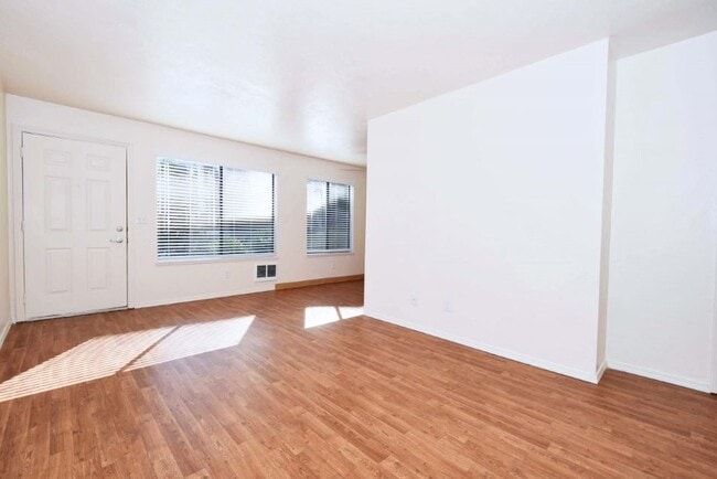 Building Photo - 12085 SW 135th Ave
